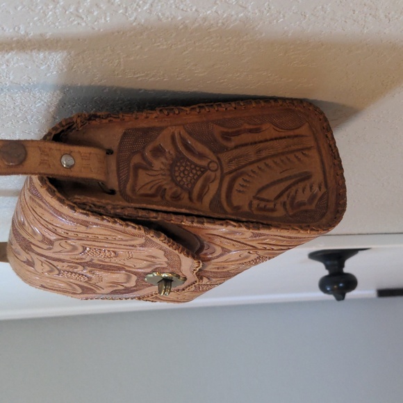 VTG Vintage Tooled flower shoulder bag purse - Picture 8 of 17